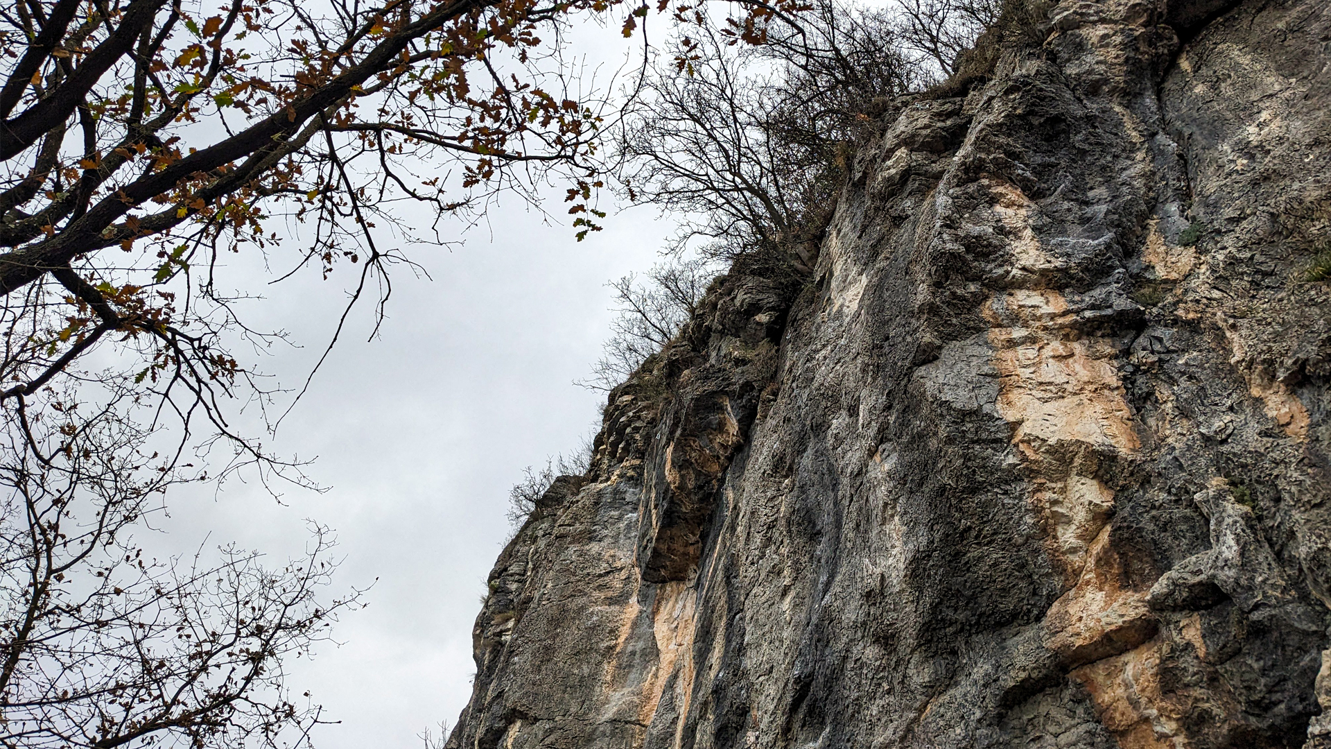 rocce falesia fenera, itinerarium